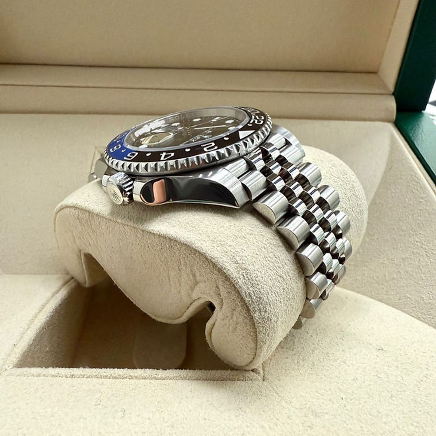 Rolex GMT-Master II 126710BLNR - (4/6)