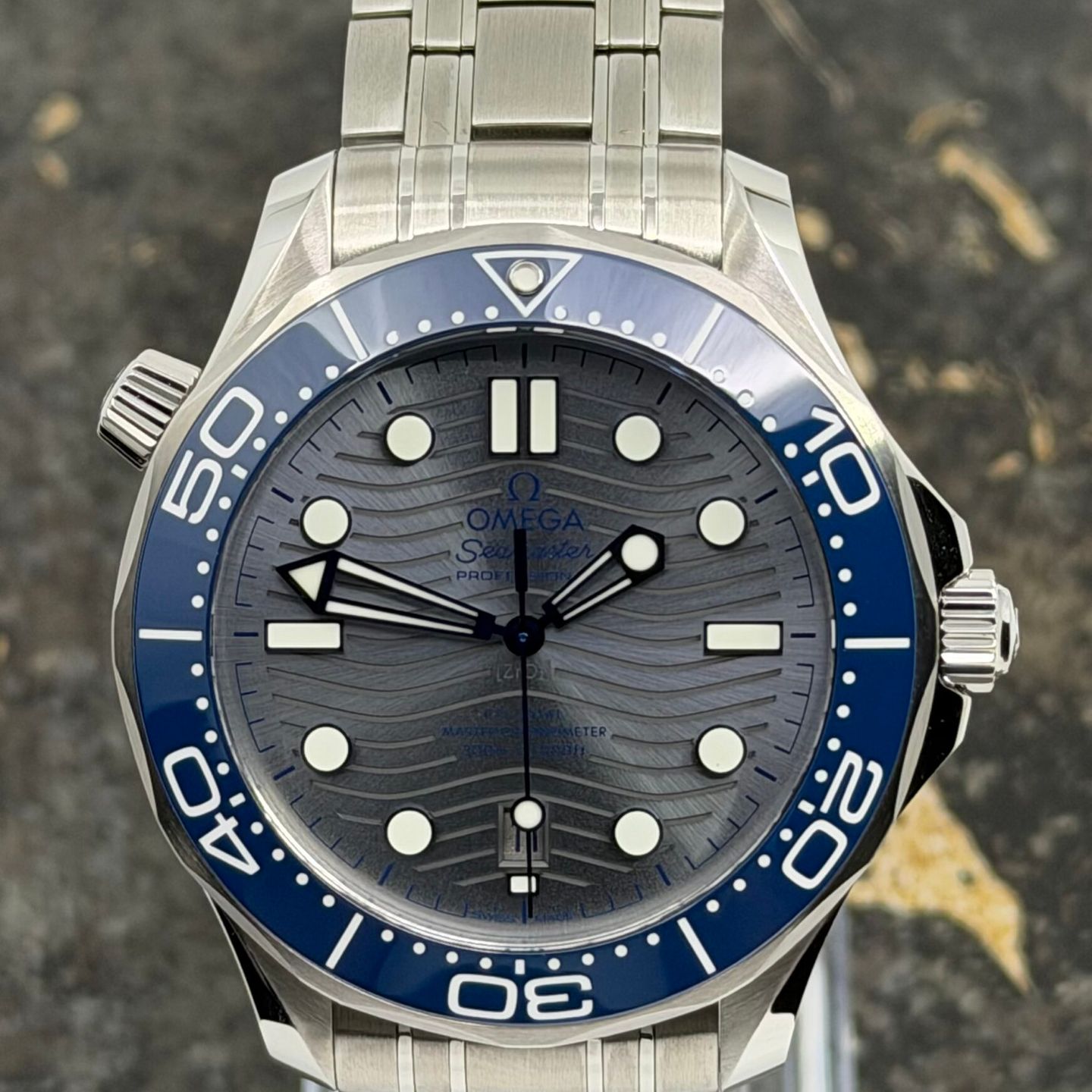 Omega Seamaster Diver 300 M 210.30.42.20.06.001 - (2/8)