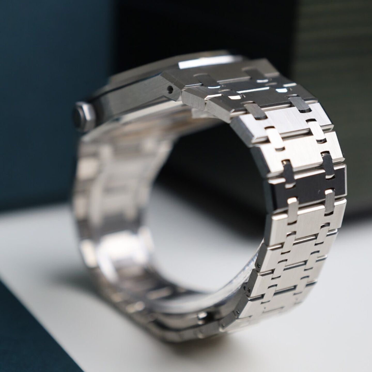 Audemars Piguet Royal Oak Selfwinding 15510ST.OO.1320ST.06 (2024) - Blue dial 41 mm Steel case (4/7)