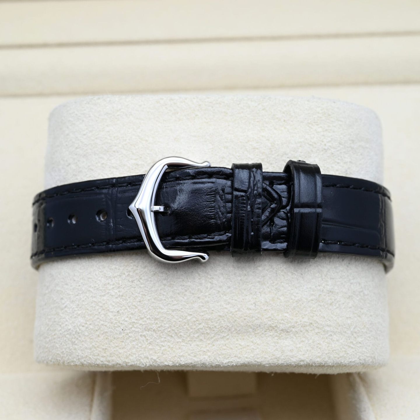 Cartier Santos Dumont WSSA0023 (2025) - Silver dial 28 mm Steel case (6/8)