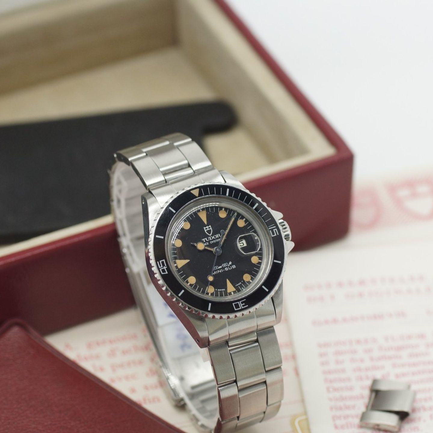 Tudor Submariner 75090 (1985) - Black dial 36 mm Steel case (2/8)
