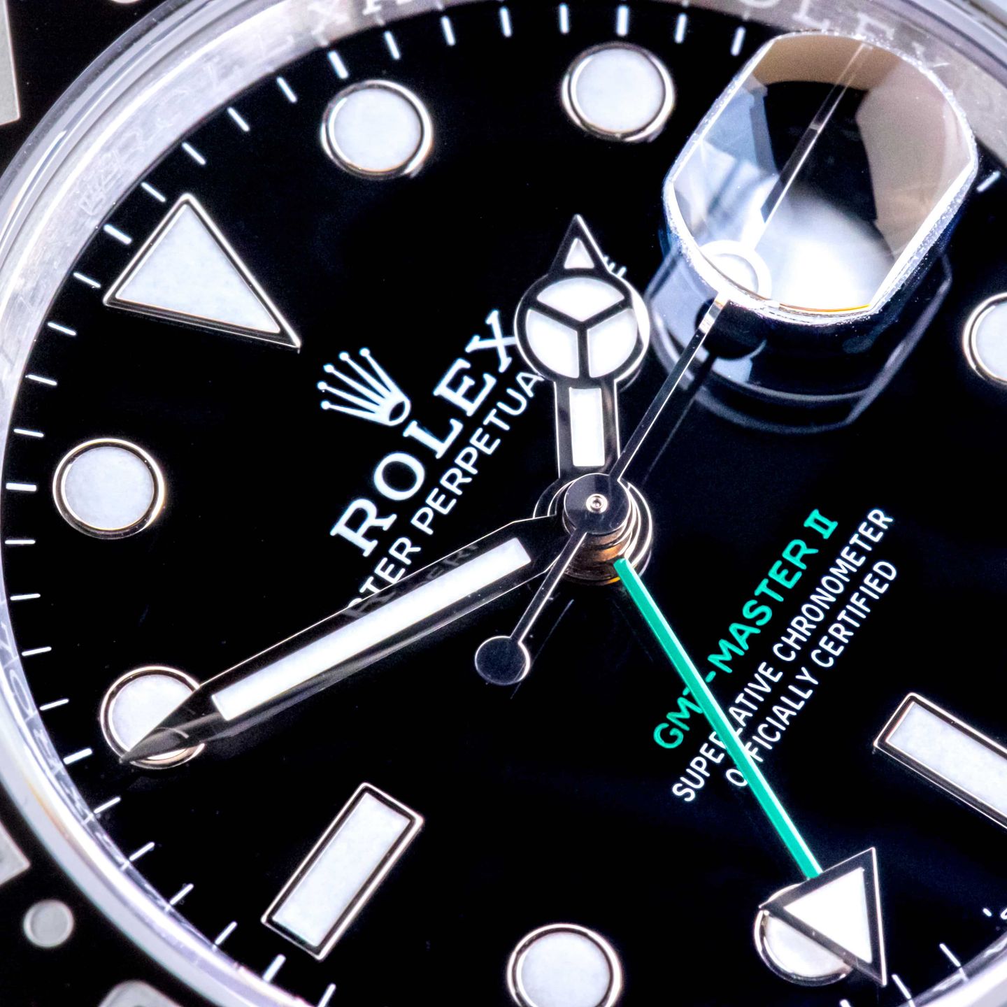 Rolex GMT-Master II 126710GRNR - (2/8)