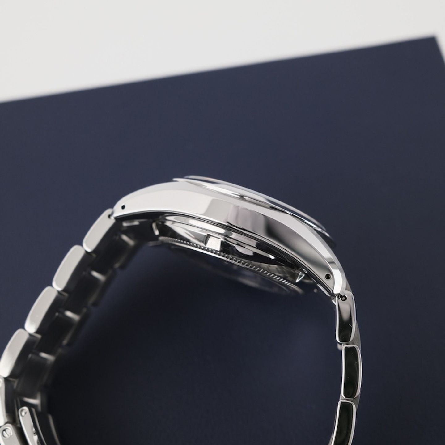 Grand Seiko Heritage Collection SBGR325G (2025) - Blue dial 38 mm Steel case (5/8)