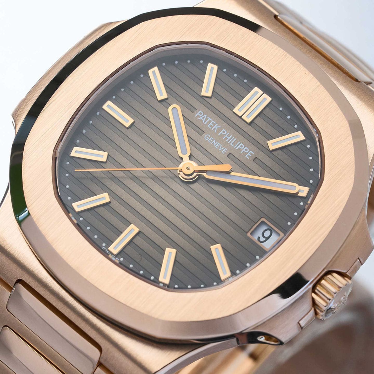 Patek Philippe Nautilus 5711/1R-001 (2017) - Bruin wijzerplaat 40mm Roségoud (3/8)