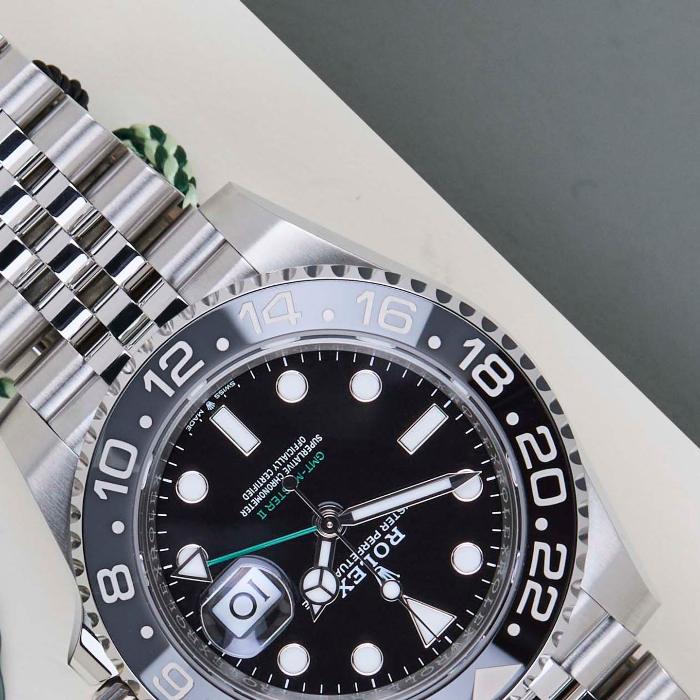 Rolex GMT-Master II 126710GRNR - (4/8)