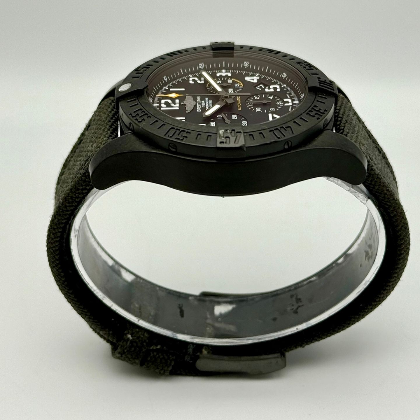 Breitling Avenger Hurricane XB0180 (2018) - Black dial 45 mm Plastic case (6/8)