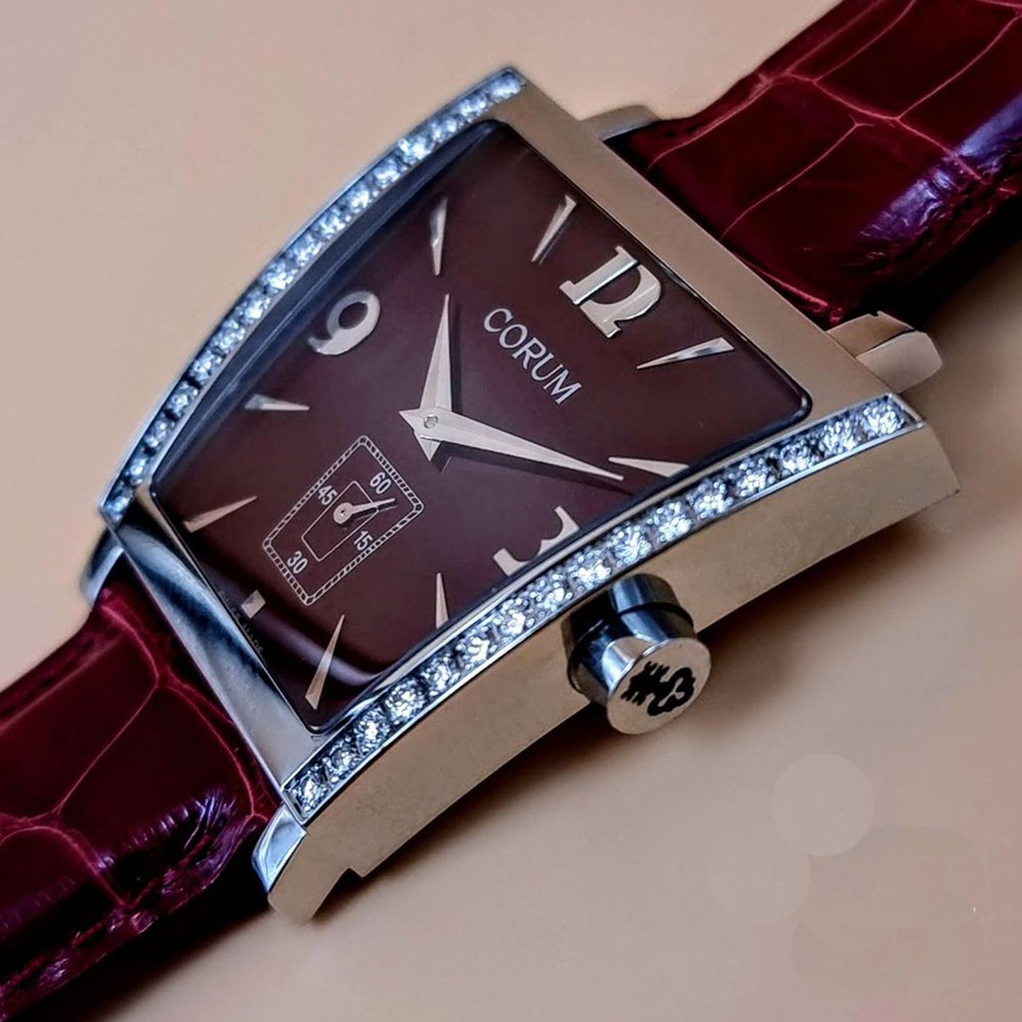 Corum Trapeze 106.406.47/0012 DP51 (2025) - Red dial Unknown Steel case (3/8)