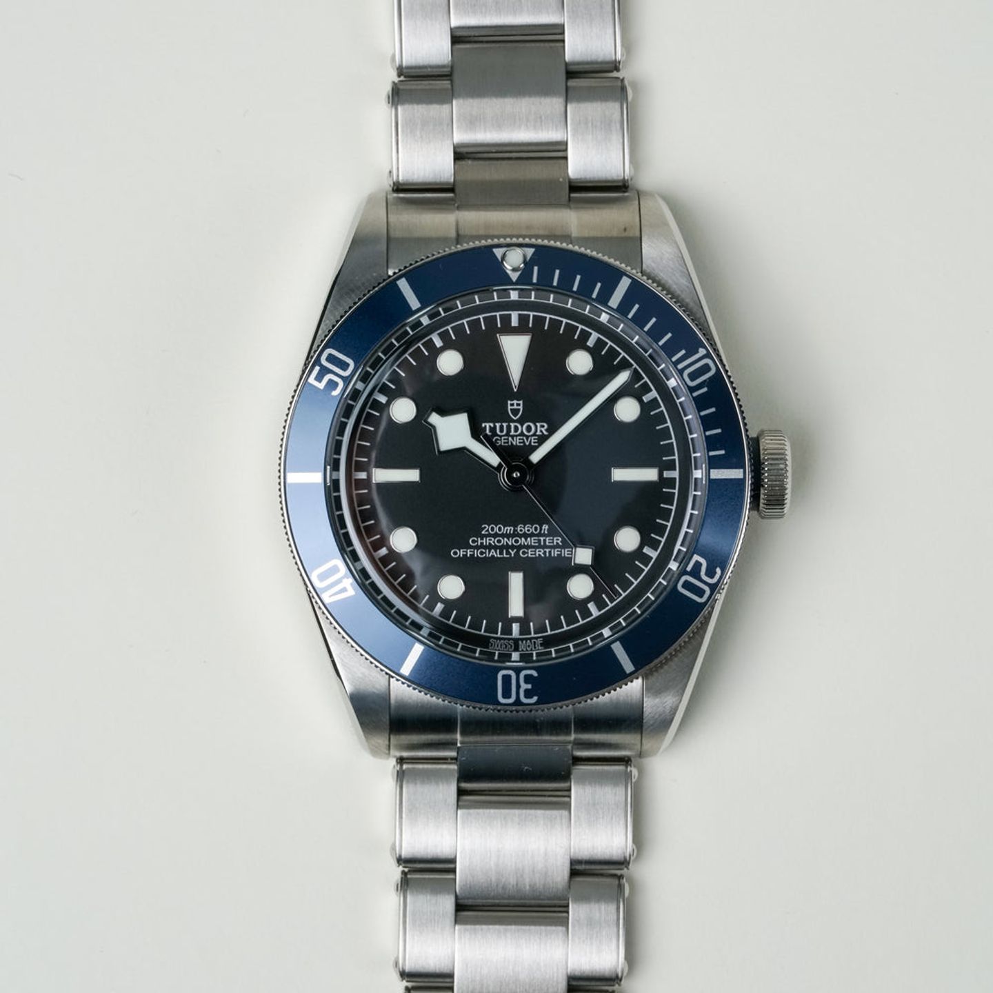 Tudor Black Bay 79230B (2024) - Black dial 41 mm Steel case (3/8)