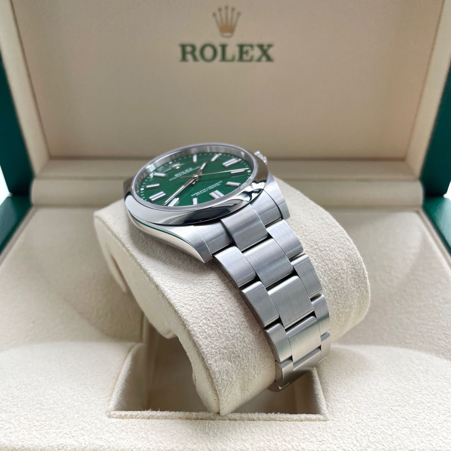 Rolex Oyster Perpetual 41 124300 - (3/6)