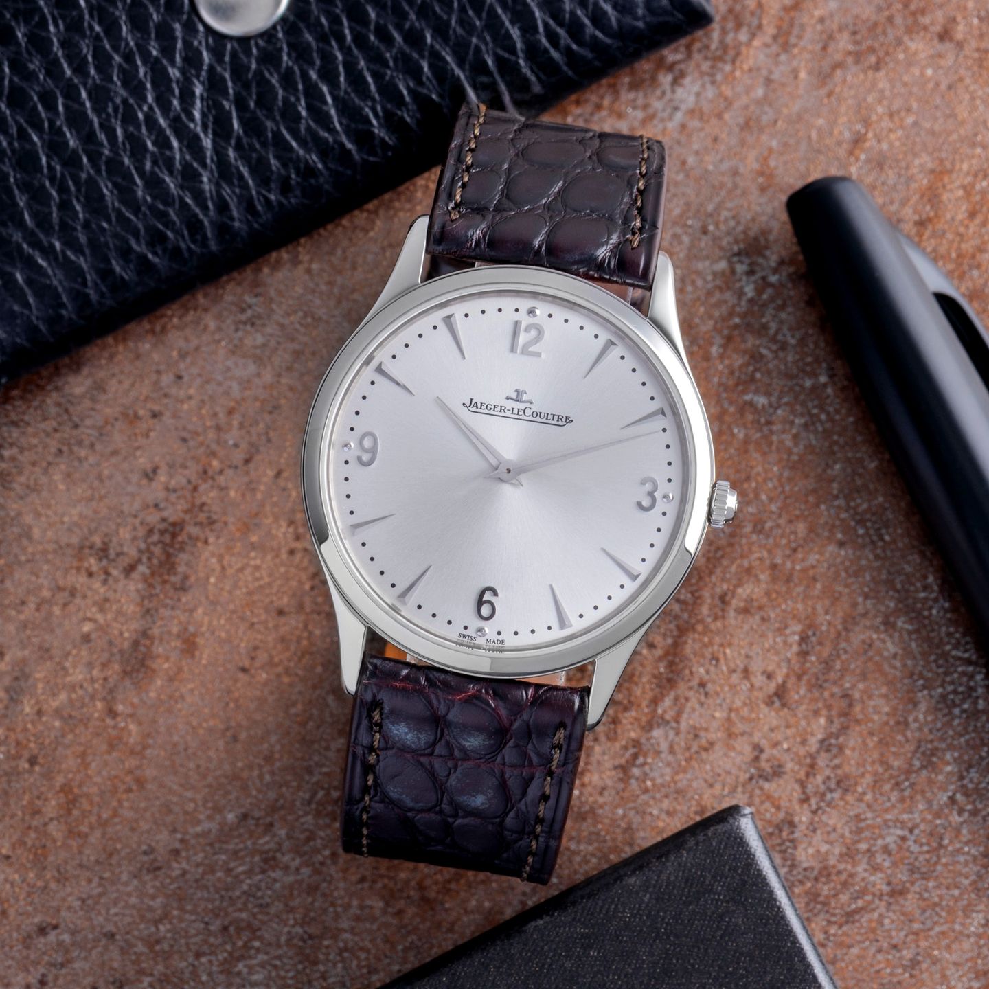 Jaeger-LeCoultre Master Ultra Thin Q1348420 (2010) - Zilver wijzerplaat 38mm Staal (1/8)