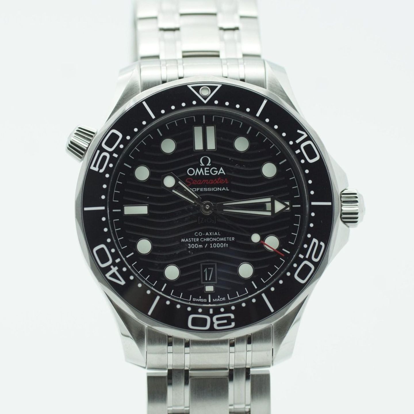 Omega Seamaster Diver 300 M 210.30.42.20.01.001 (2025) - Black dial 42 mm Steel case (3/8)