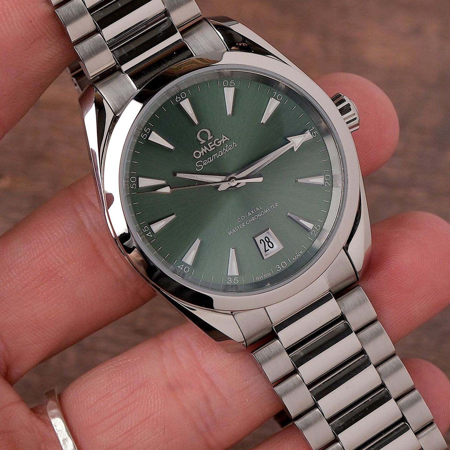 Omega Seamaster Aqua Terra 220.10.38.20.10.002 (2024) - Groen wijzerplaat 38mm Staal (1/8)