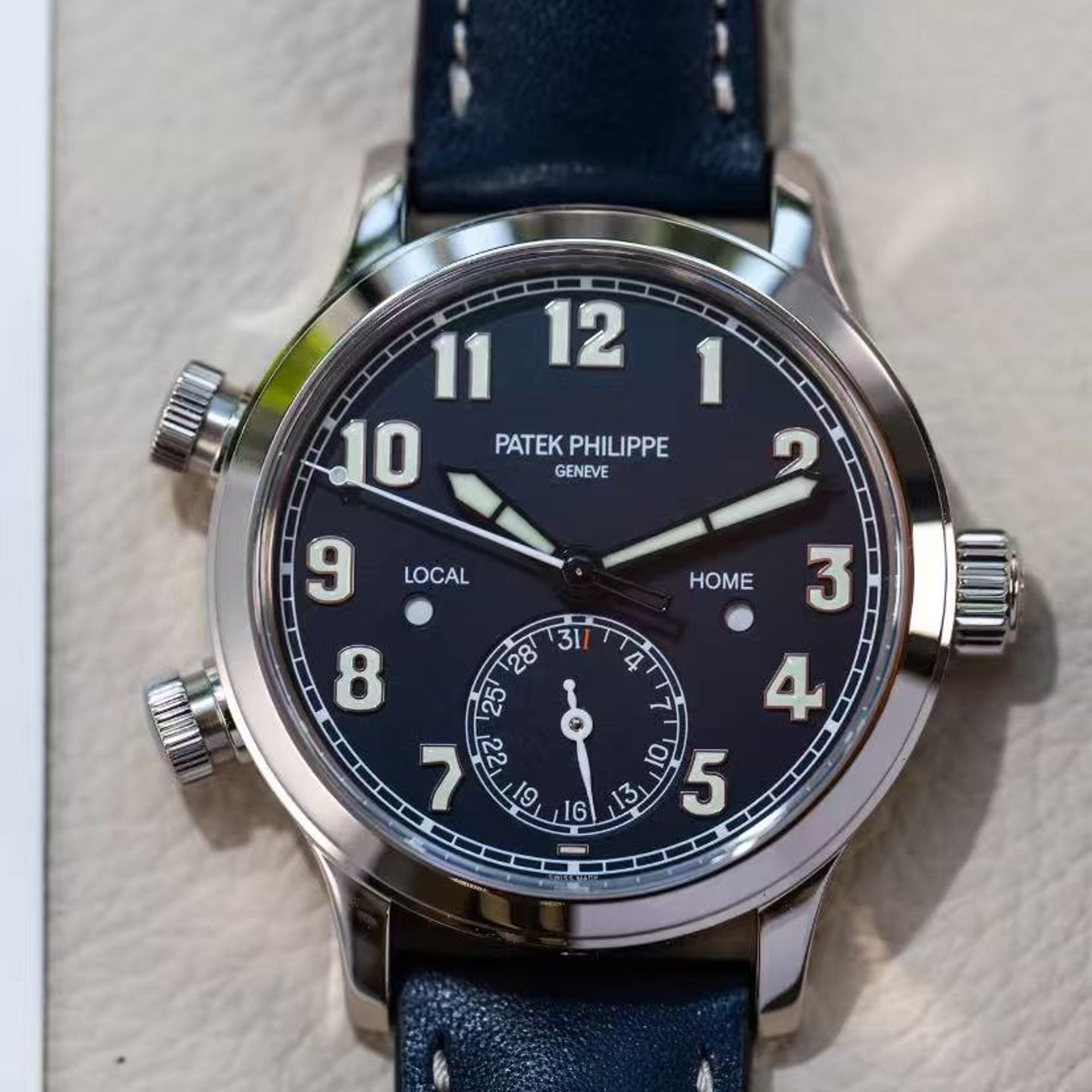 Patek Philippe Calatrava 7234G-001 - (2/4)