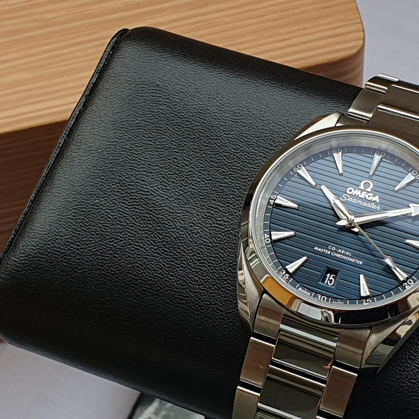 Omega Seamaster Aqua Terra 220.10.38.20.03.001 - (1/5)