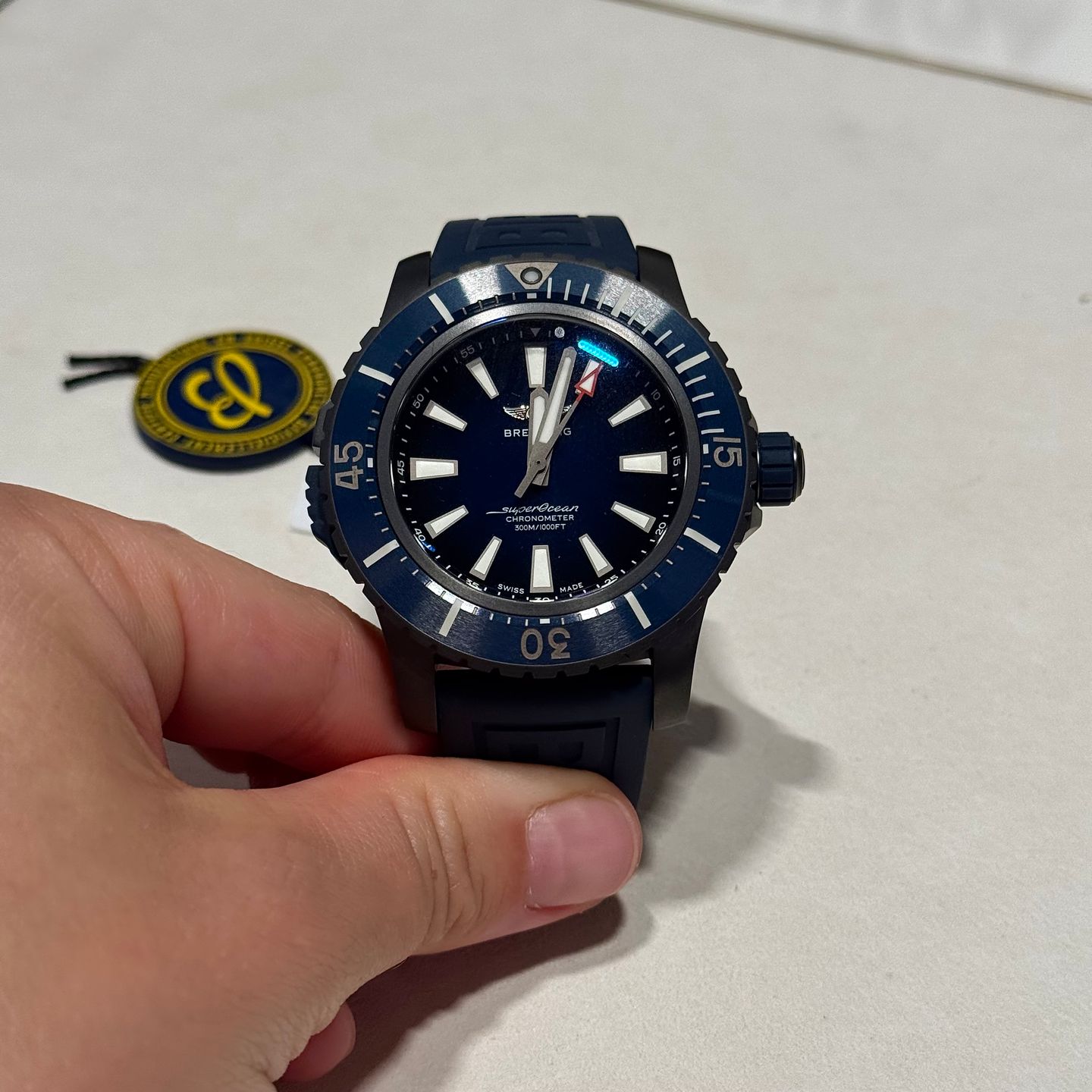 Breitling Superocean V17369161C1S1 - (1/3)