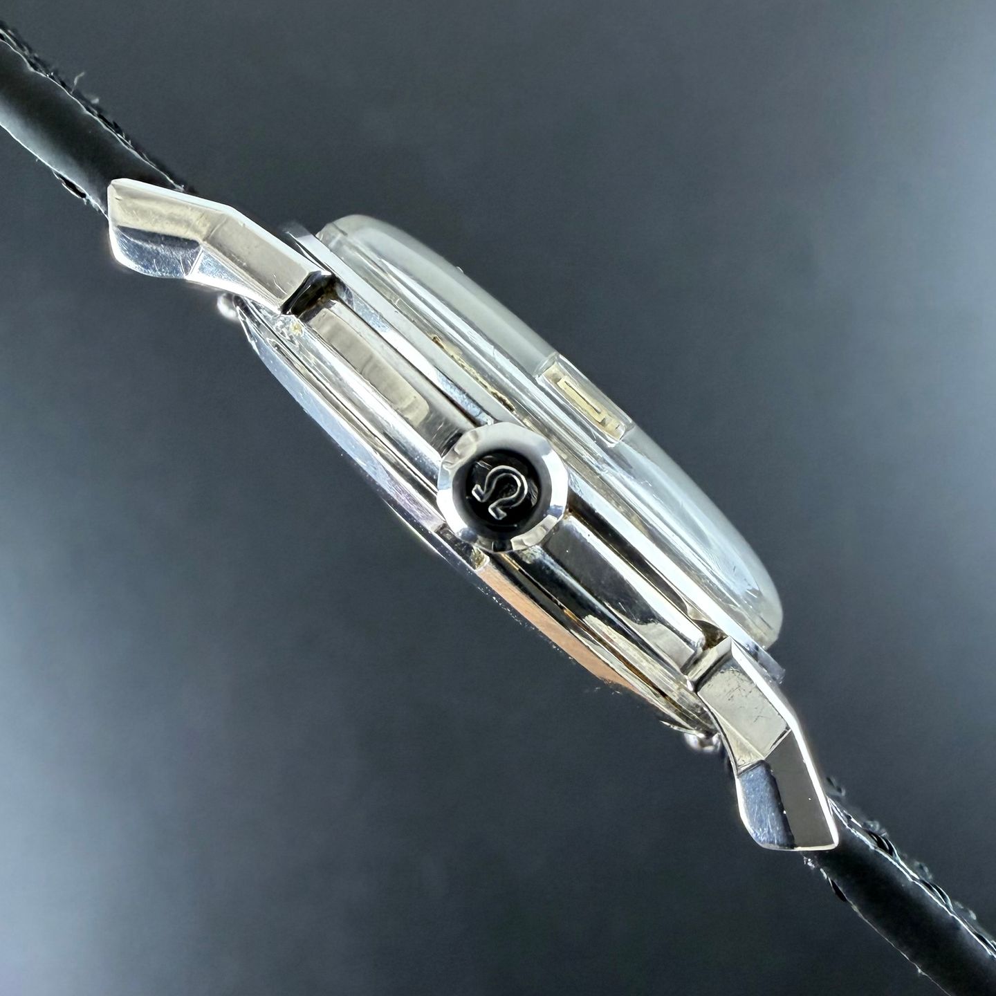 Omega Constellation 14902 (1962) - White dial 34 mm Steel case (5/8)