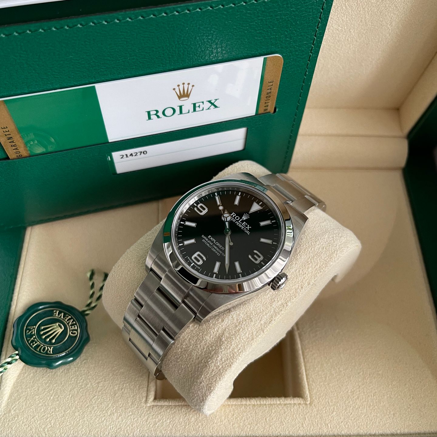Rolex Explorer 214270 - (4/8)