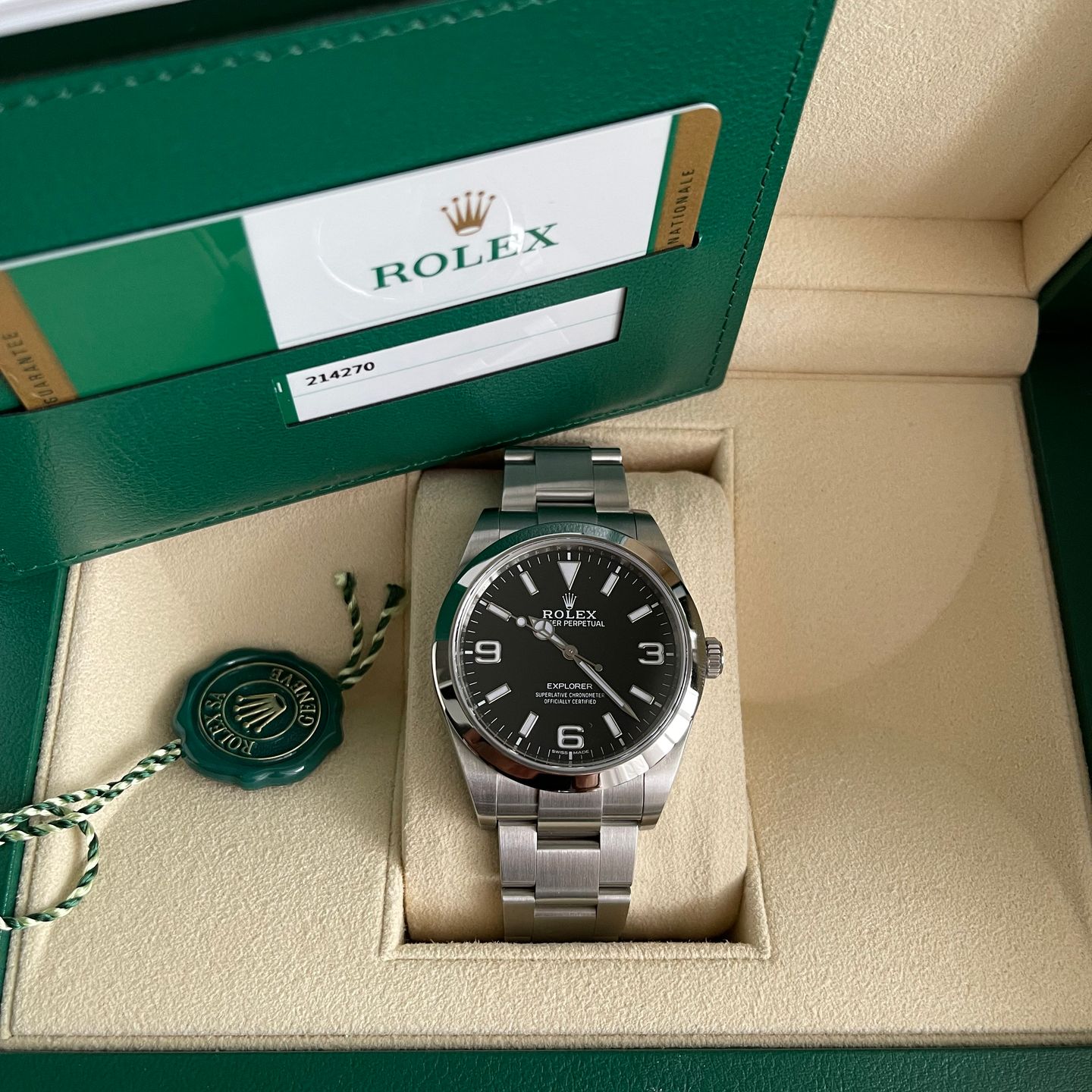 Rolex Explorer 214270 - (1/8)