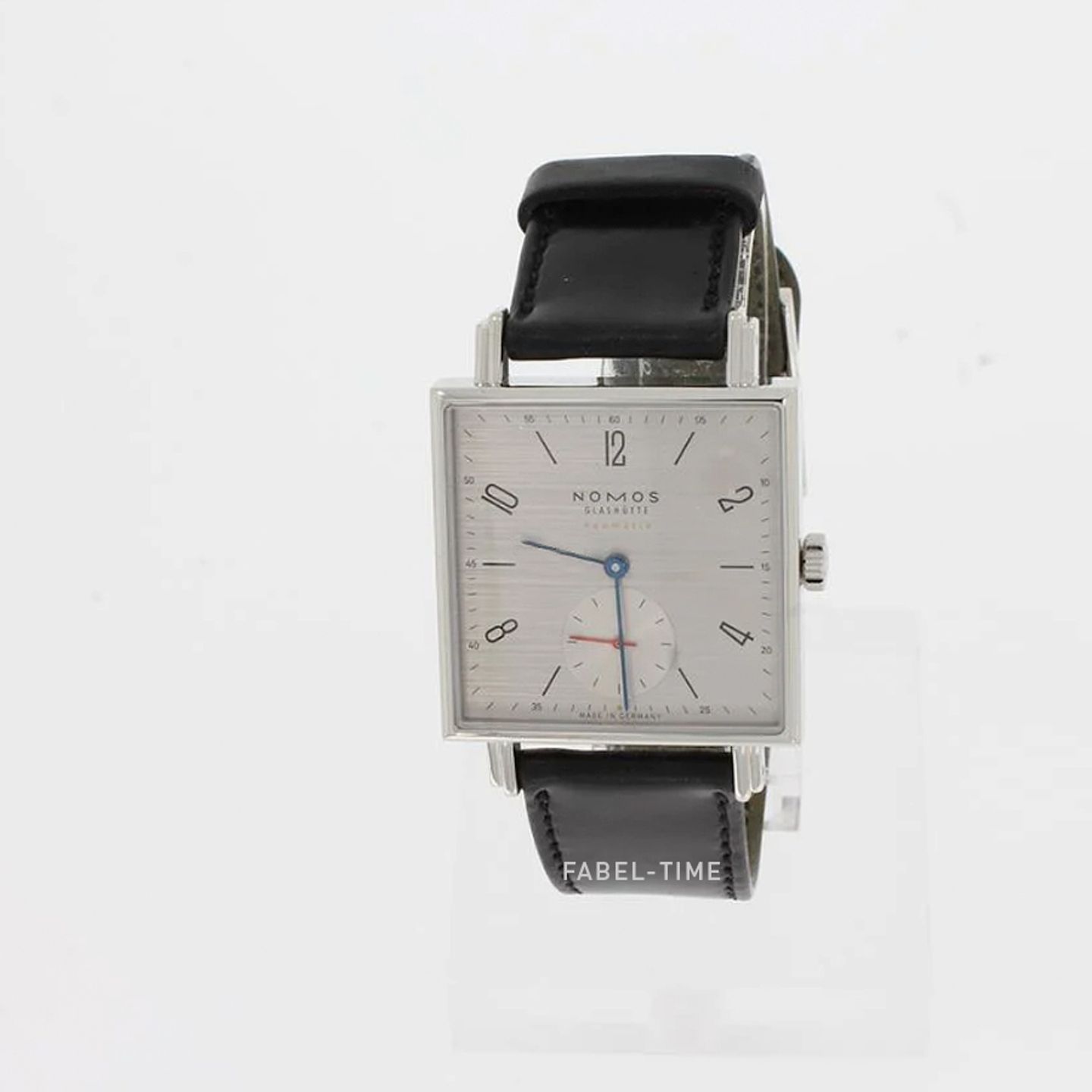 NOMOS Tetra Neomatik 423 (2024) - Silver dial 33 mm Steel case (1/1)