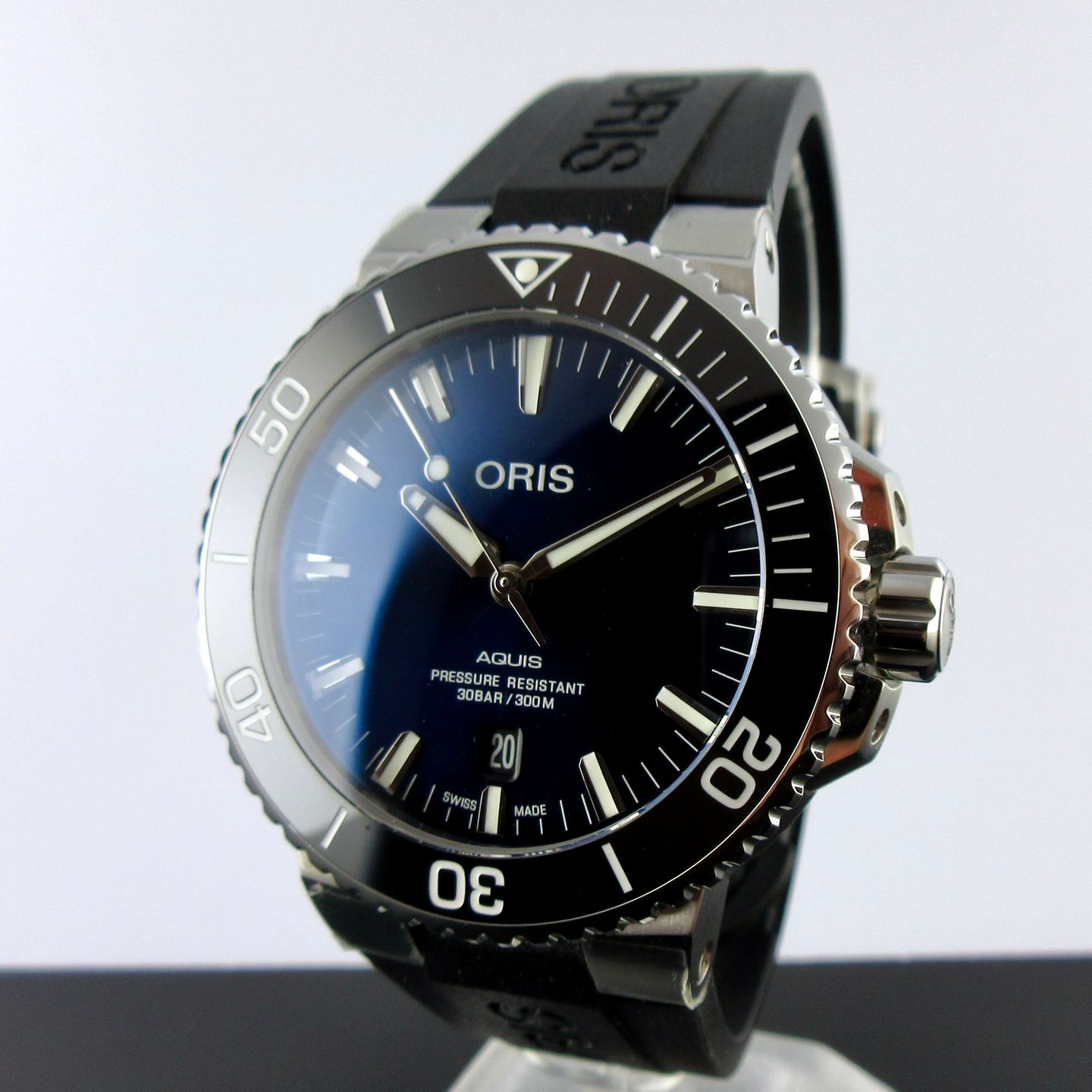 Oris Aquis Date 01 733 7730 4135-07 4 24 64EB (2025) - Blauw wijzerplaat 44mm Staal (1/6)