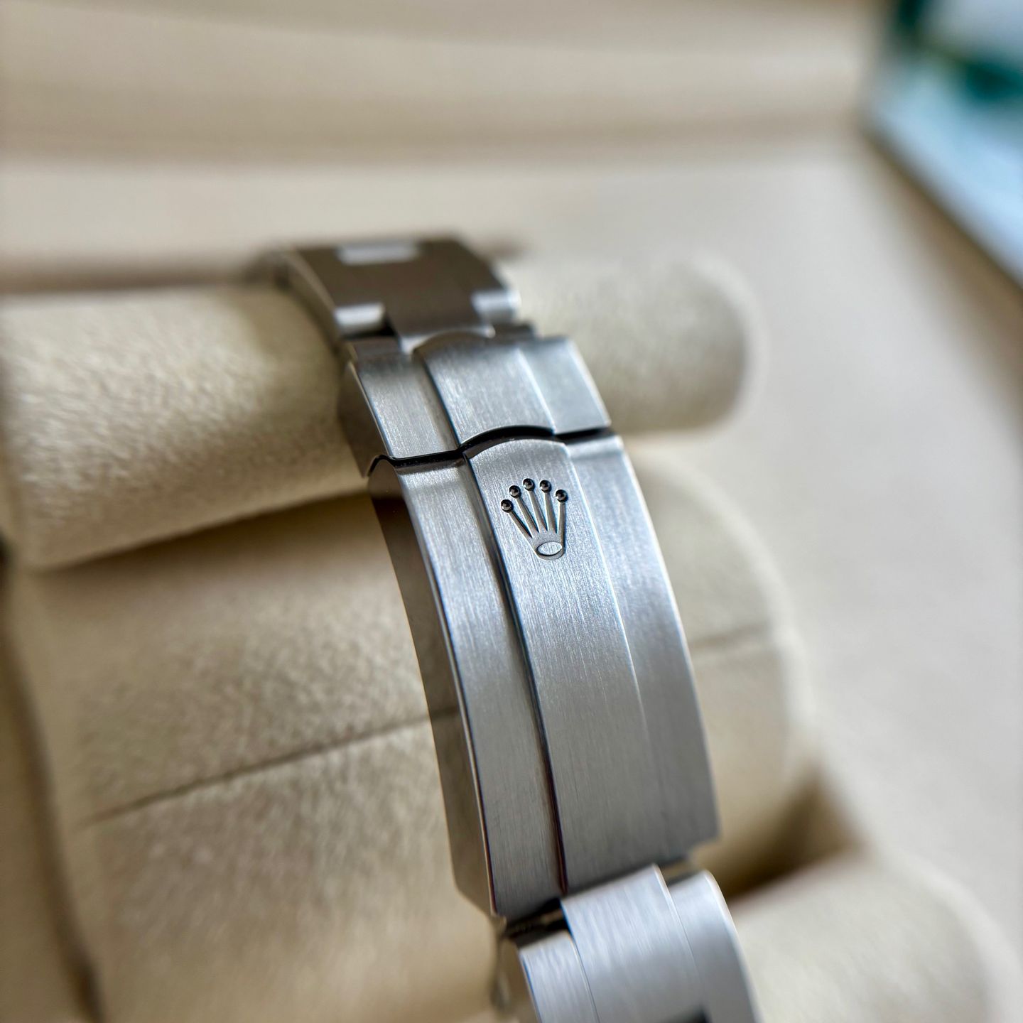 Rolex Oyster Perpetual 28 276200 (2025) - Pink dial 28 mm Steel case (4/8)