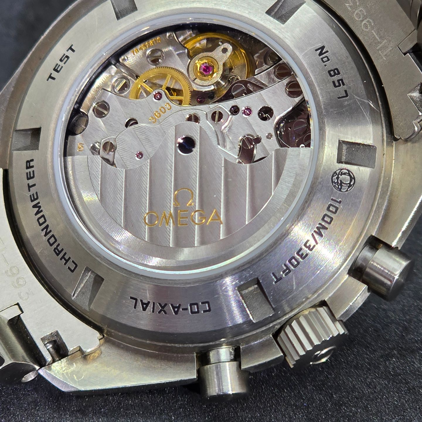 Omega Speedmaster HB-SIA 321.90.44.52.01.001 (Onbekend (willekeurig serienummer)) - Zwart wijzerplaat 44mm Titanium (6/8)