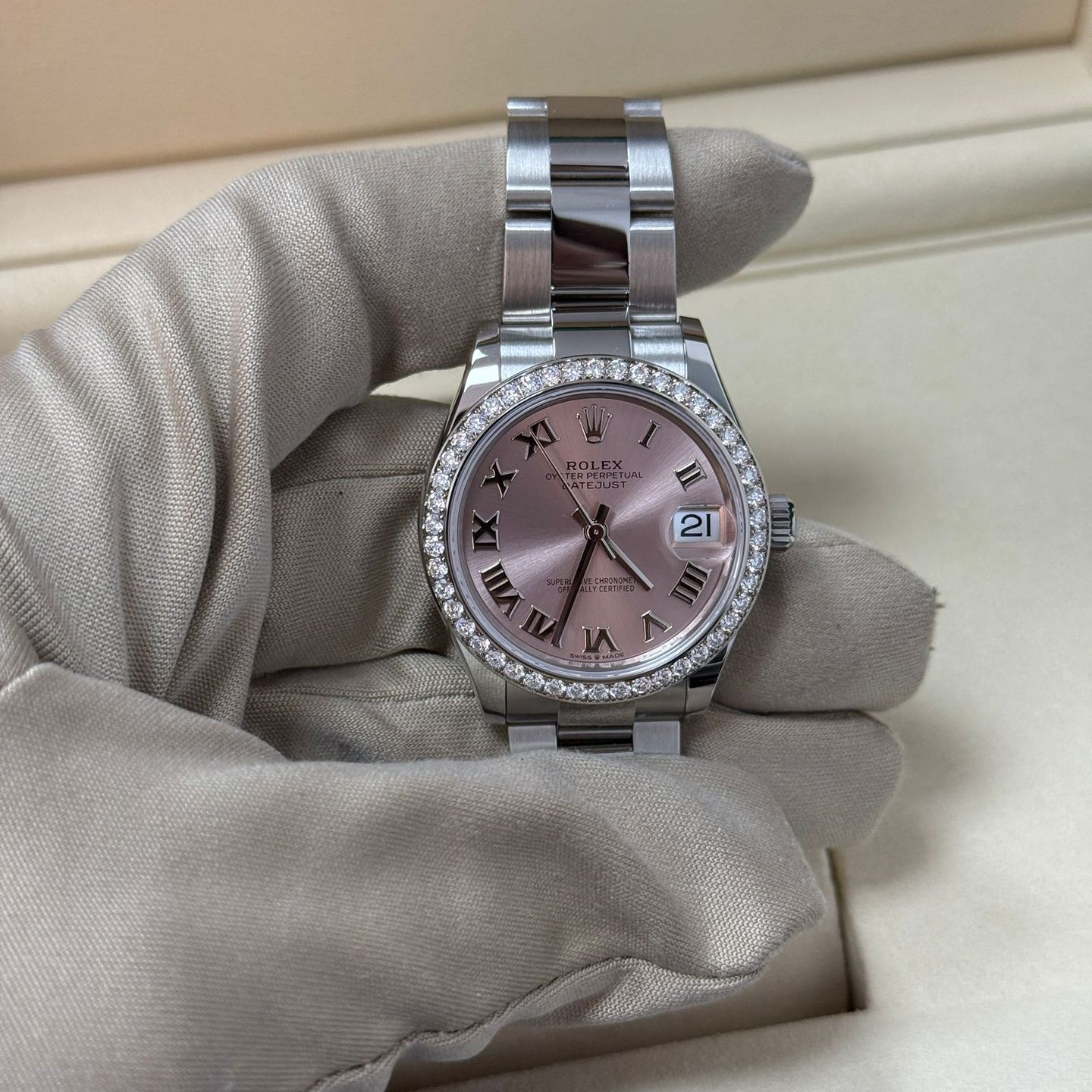 Rolex Datejust 31 278384RBR (2025) - Pink dial 31 mm Steel case (7/8)