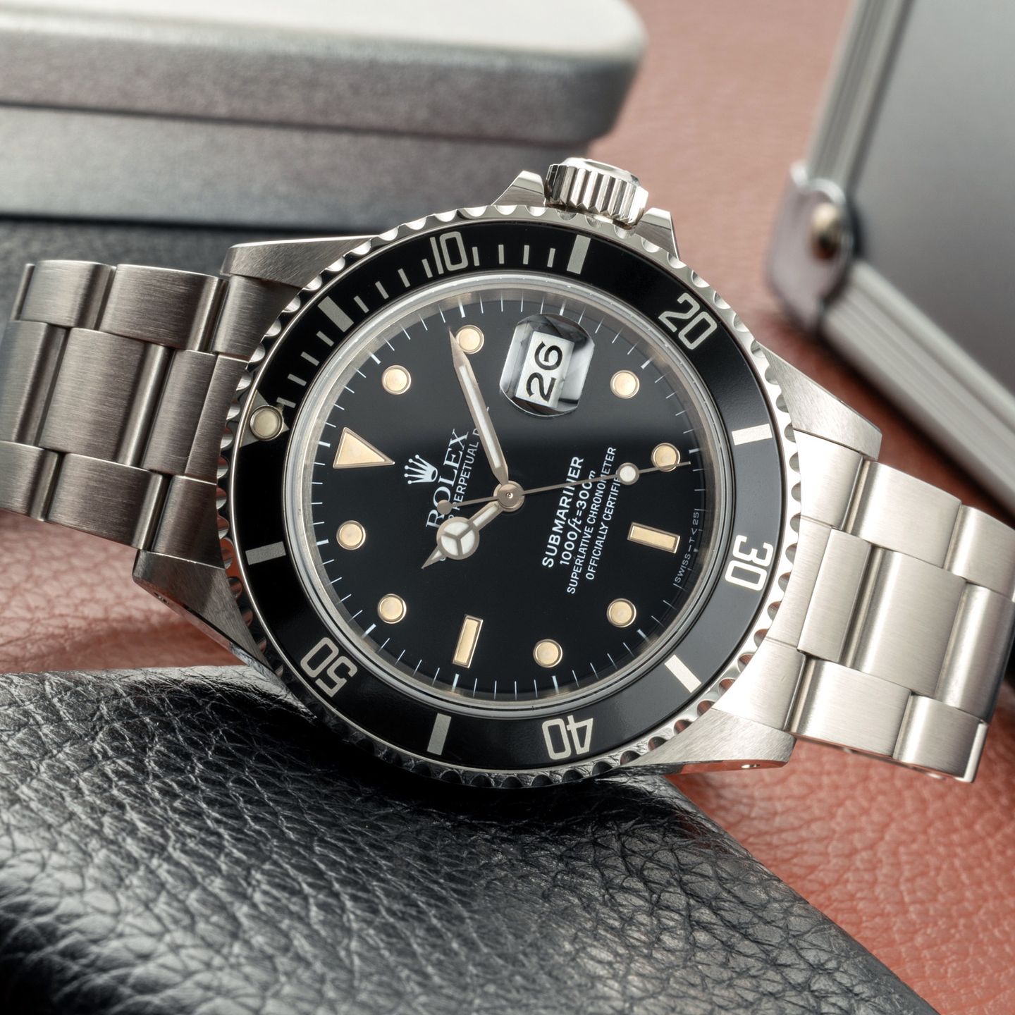 Rolex Submariner Date 168000 (1988) - Zwart wijzerplaat 40mm Staal (2/8)