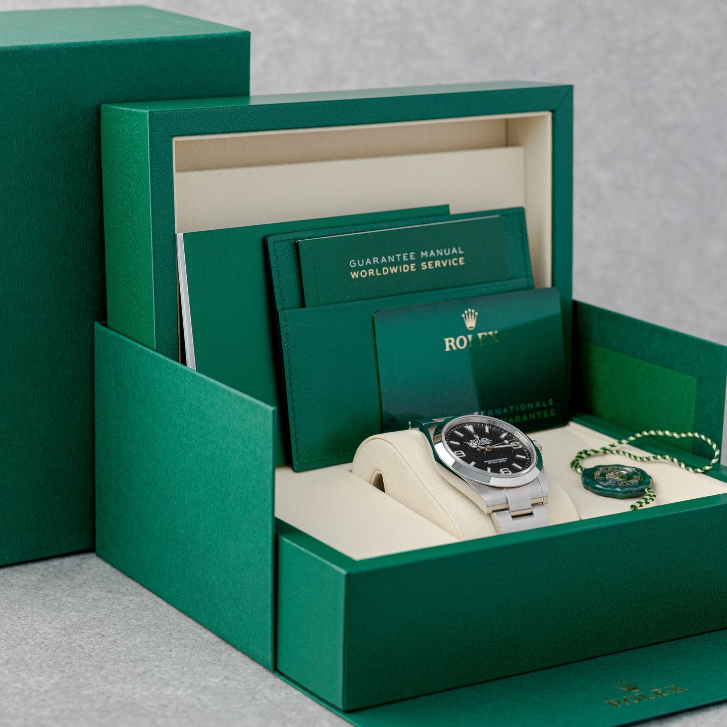 Rolex Datejust 36 126200 (2026) - Black dial 36 mm Steel case (3/8)