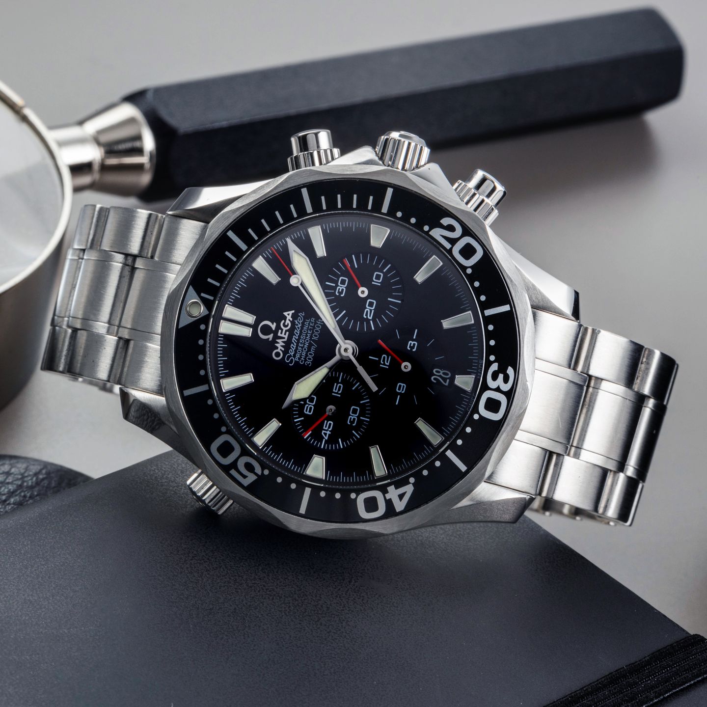 Omega Seamaster Diver 300 M 2594.52.00 (Unknown (random serial)) - Black dial 42 mm Steel case (2/8)