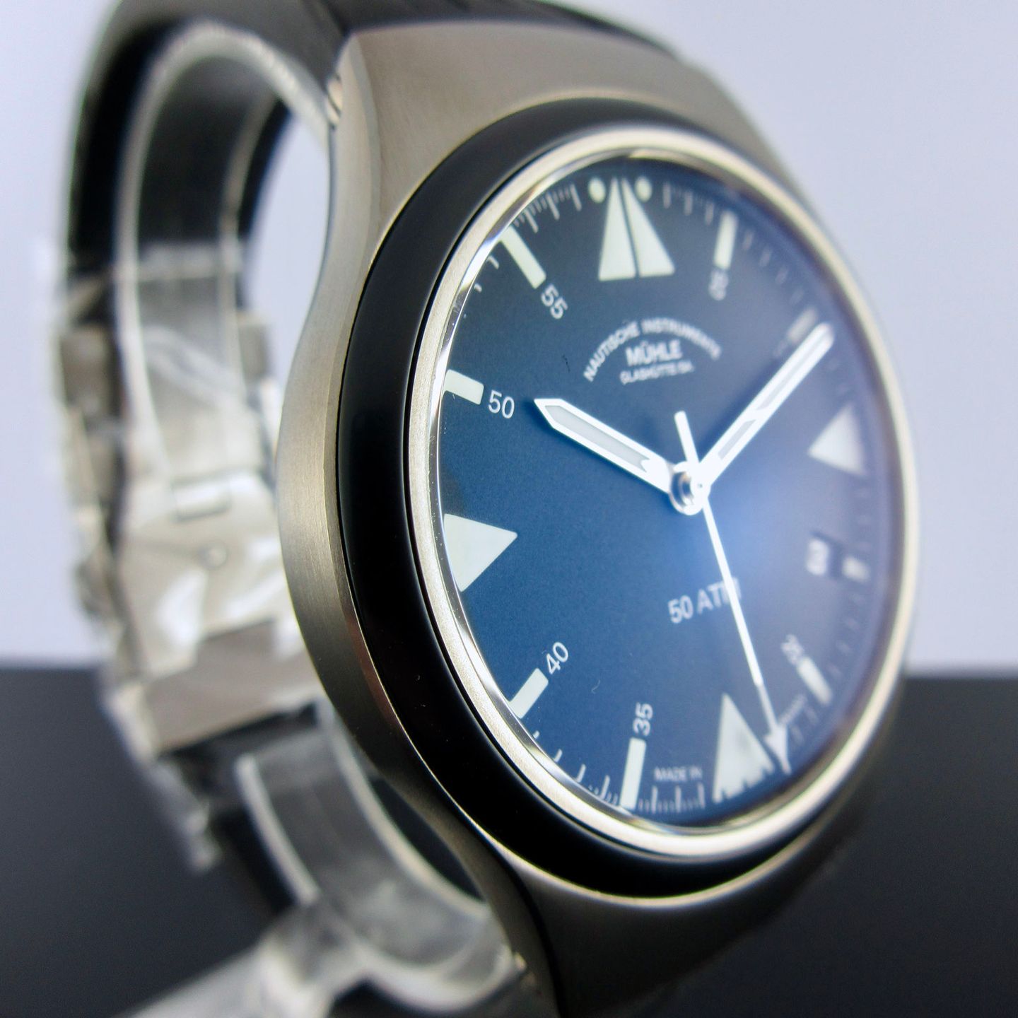 Mühle Glashütte Unknown M1-51-03-KB (2024) - Zwart wijzerplaat 44mm Titanium (5/8)