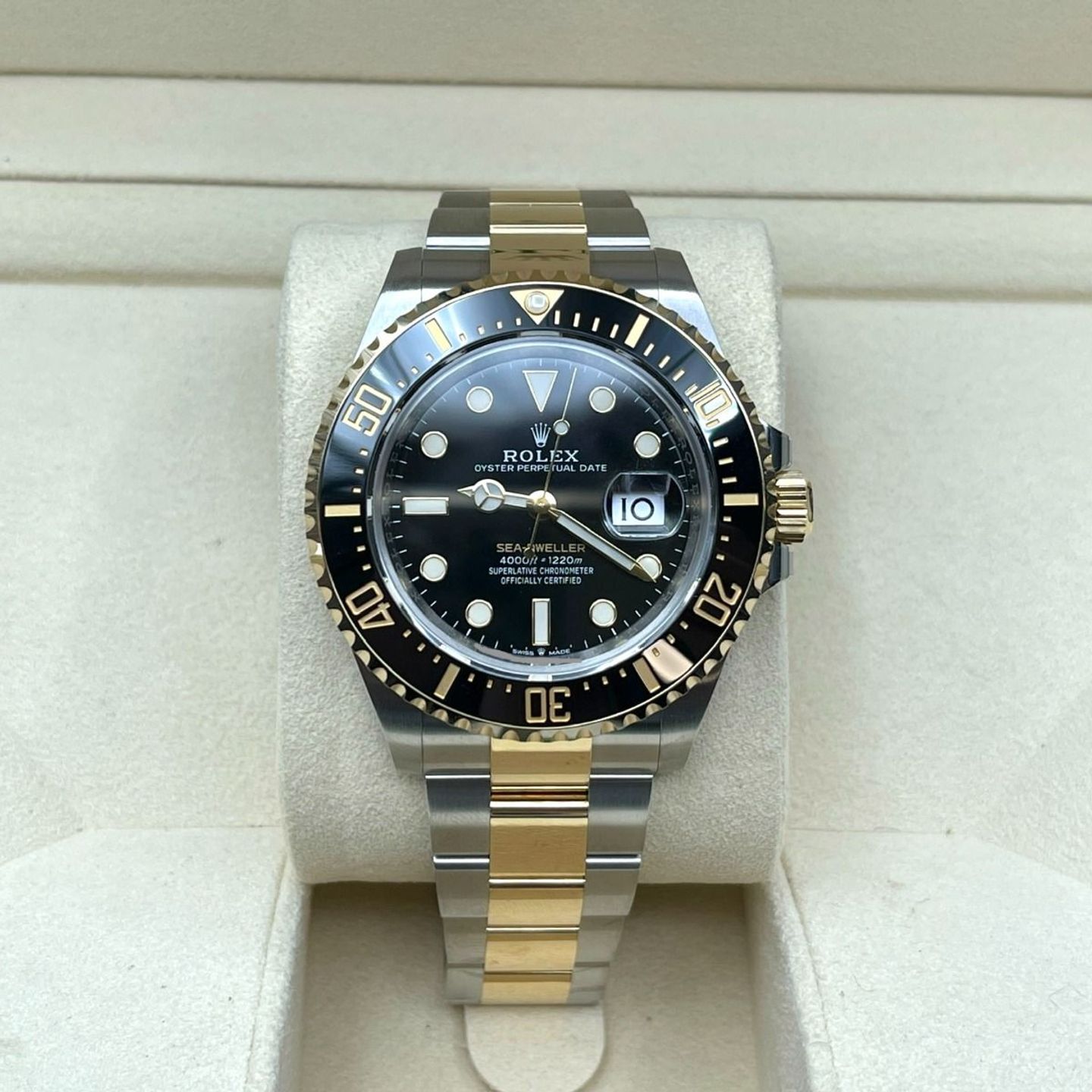 Rolex Sea-Dweller 126603 (2023) - Zwart wijzerplaat 43mm Goud/Staal (2/8)