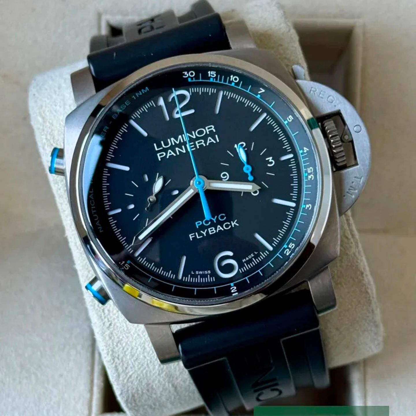 Panerai Luminor PAM00764 - (1/7)