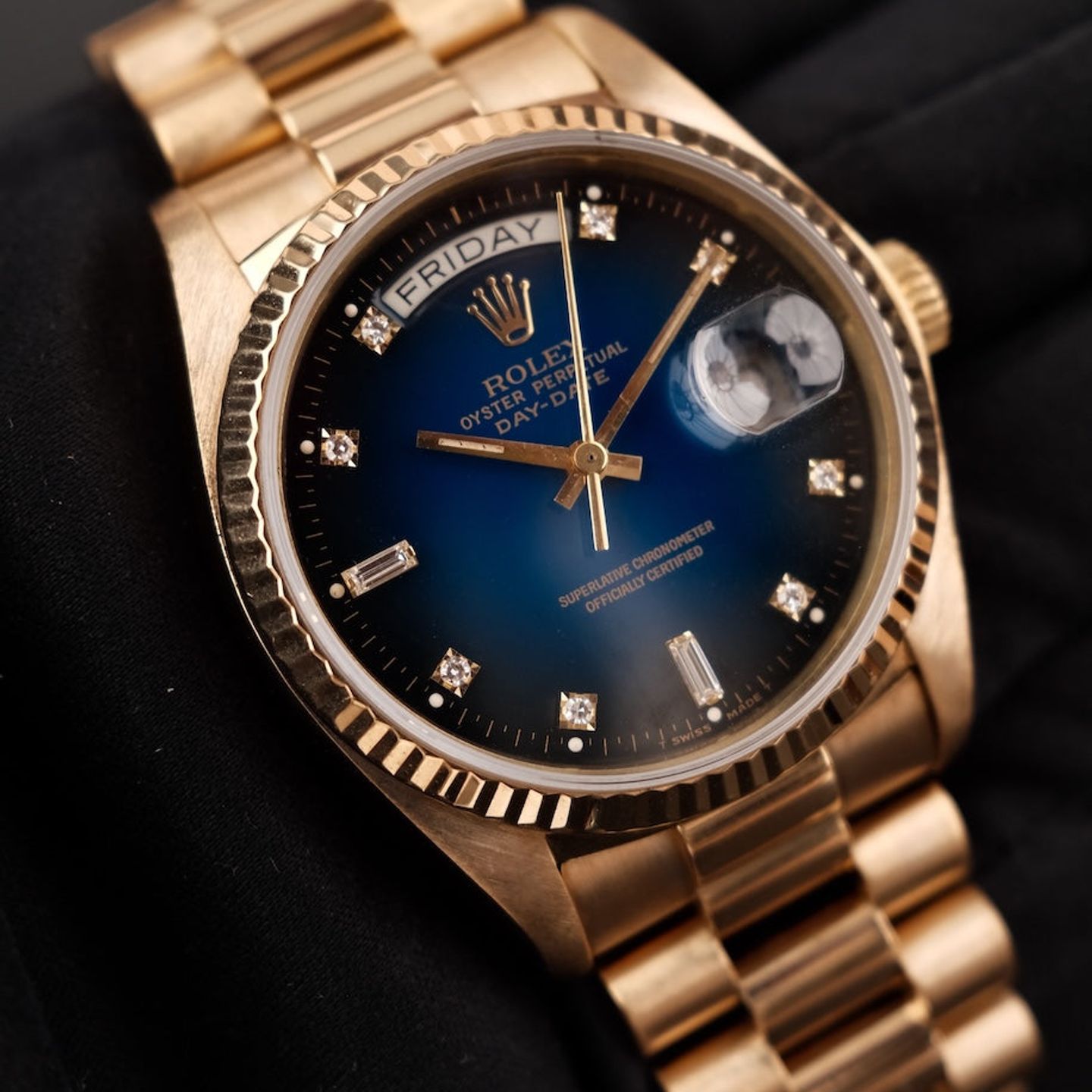 Rolex Day-Date 36 18038 (1979) - Blauw wijzerplaat 36mm Geelgoud (1/8)