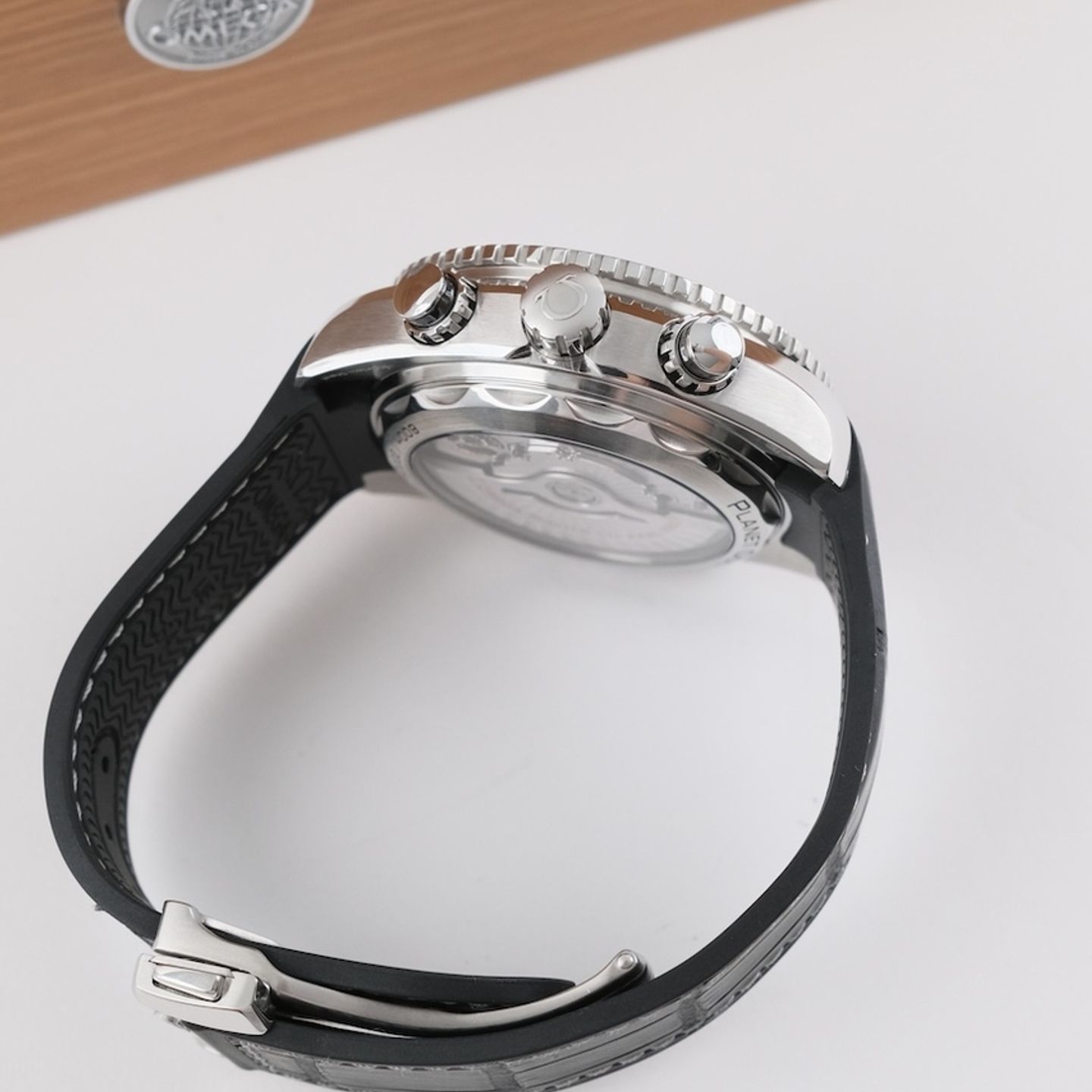 Omega Seamaster Planet Ocean Chronograph 215.33.46.51.01.001 - (7/8)