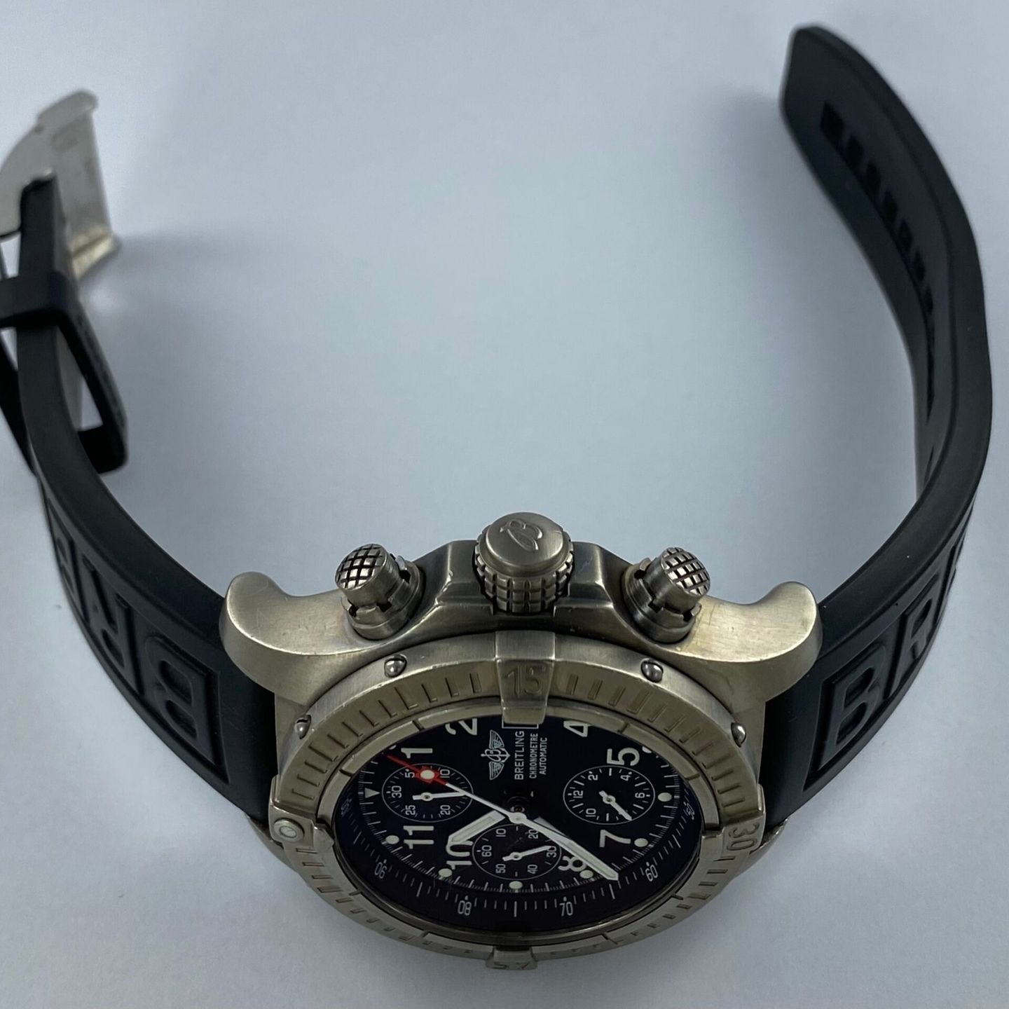 Breitling Avenger E13360 - (2/6)