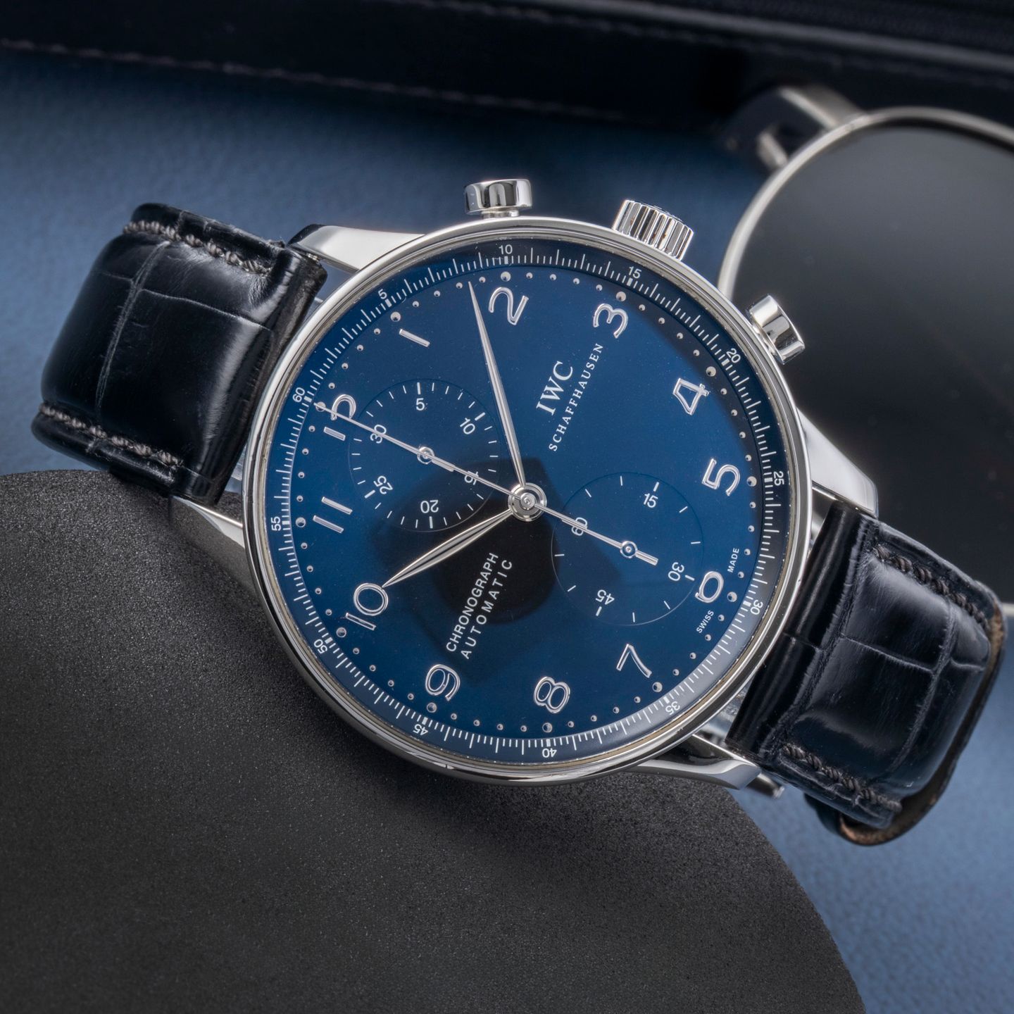 IWC Portuguese Chronograph IW371447 (Unknown (random serial)) - Black dial 41 mm Steel case (2/8)