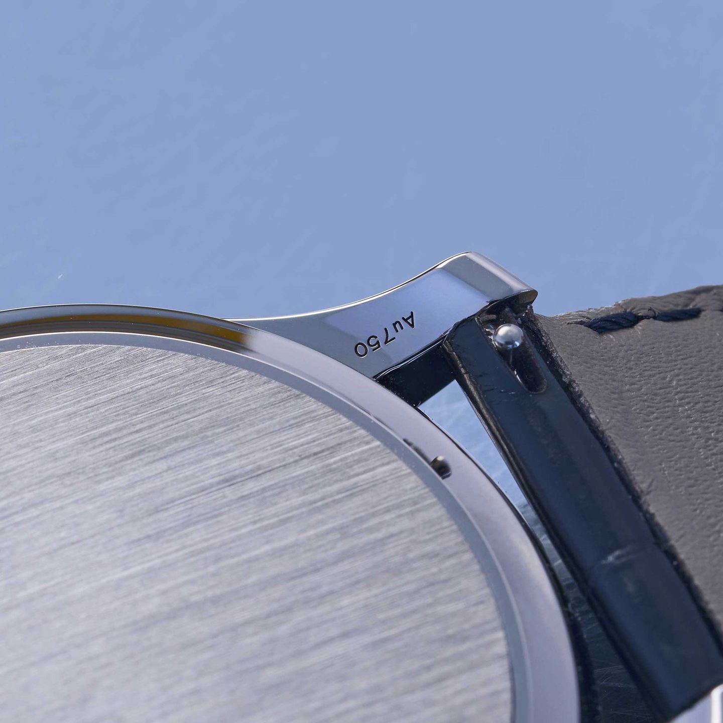 Patek Philippe Calatrava 5227G-010 (2026) - 39mm Witgoud (6/8)
