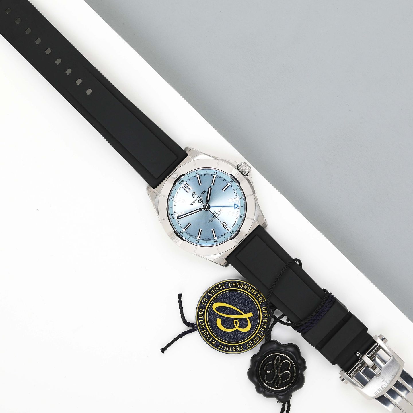 Breitling Chronomat GMT P32398 (2023) - Blauw wijzerplaat 40mm Staal (2/7)