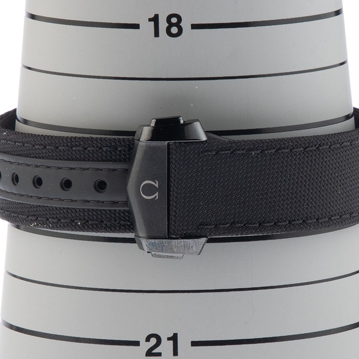 Omega Speedmaster Professional Moonwatch 310.92.44.51.01.003 (2026) - Black dial 44 mm Ceramic case (8/8)