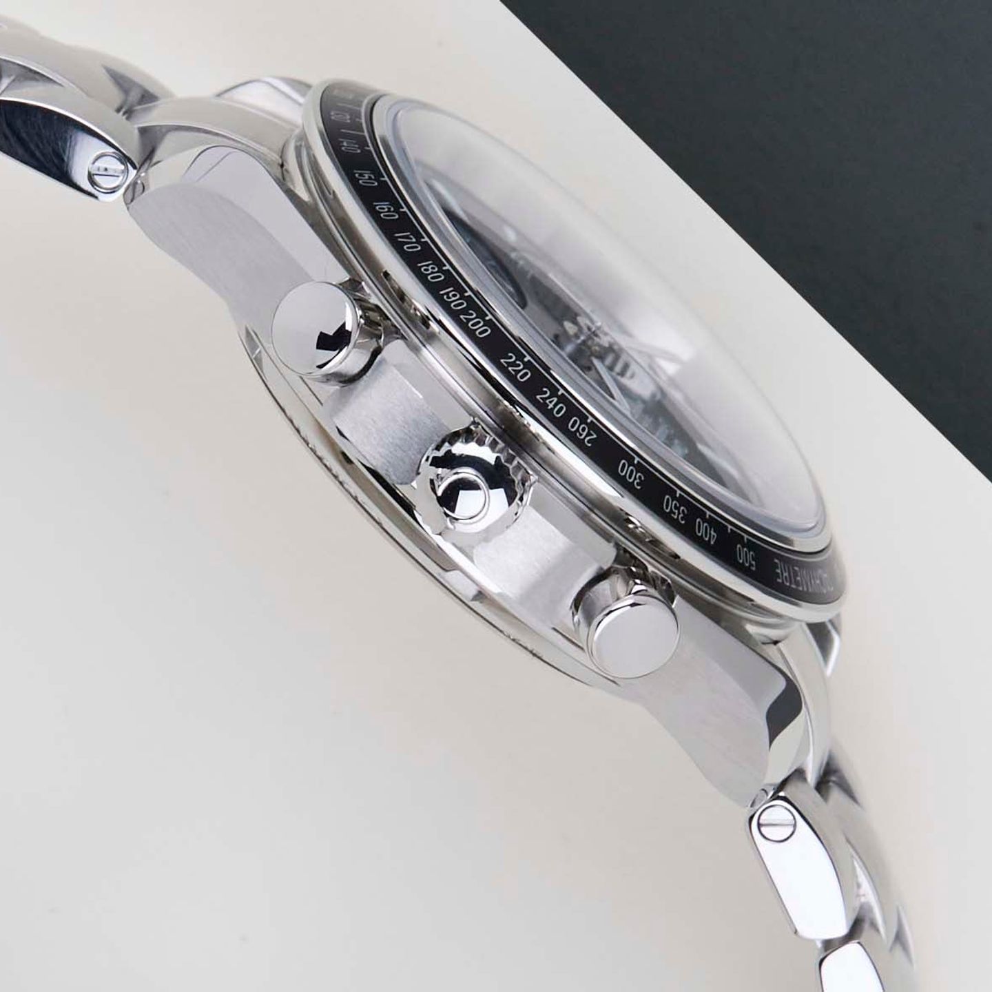 Omega Speedmaster Racing 326.30.40.50.01.001 (2025) - Zwart wijzerplaat 40mm Staal (8/8)