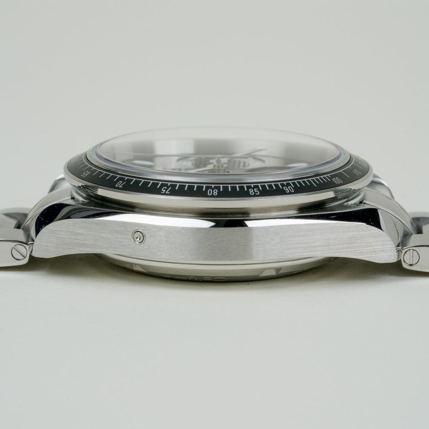 Omega Speedmaster Racing 326.30.40.50.01.001 (2025) - Black dial 40 mm Steel case (8/8)