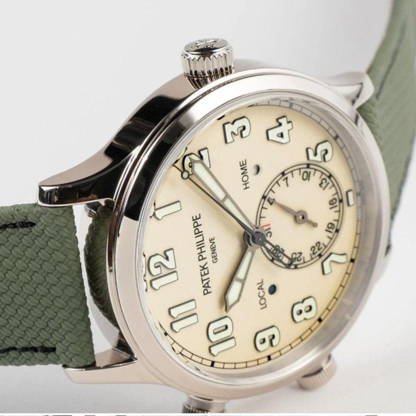 Patek Philippe Travel Time 5524G-010 - (4/5)