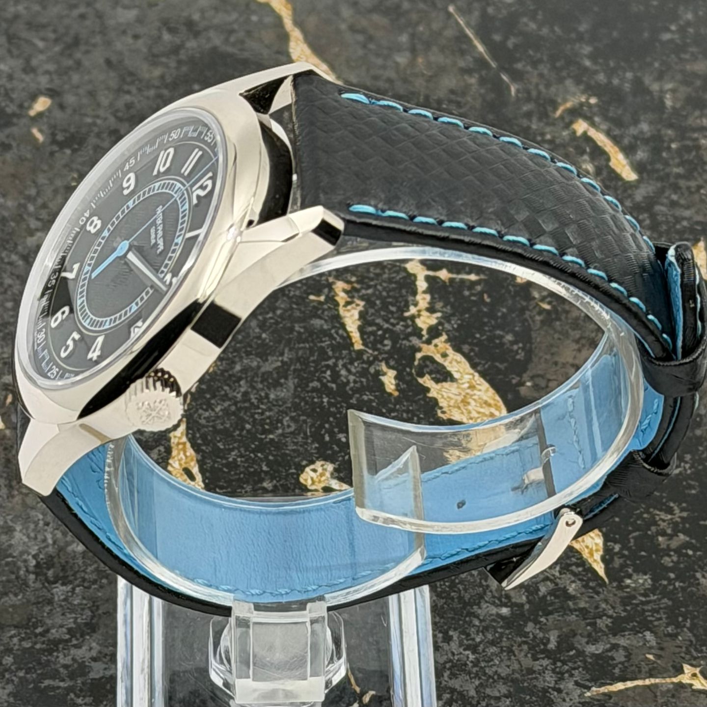 Patek Philippe Calatrava 6007G-011 (2026) - Black dial 40 mm White Gold case (7/8)