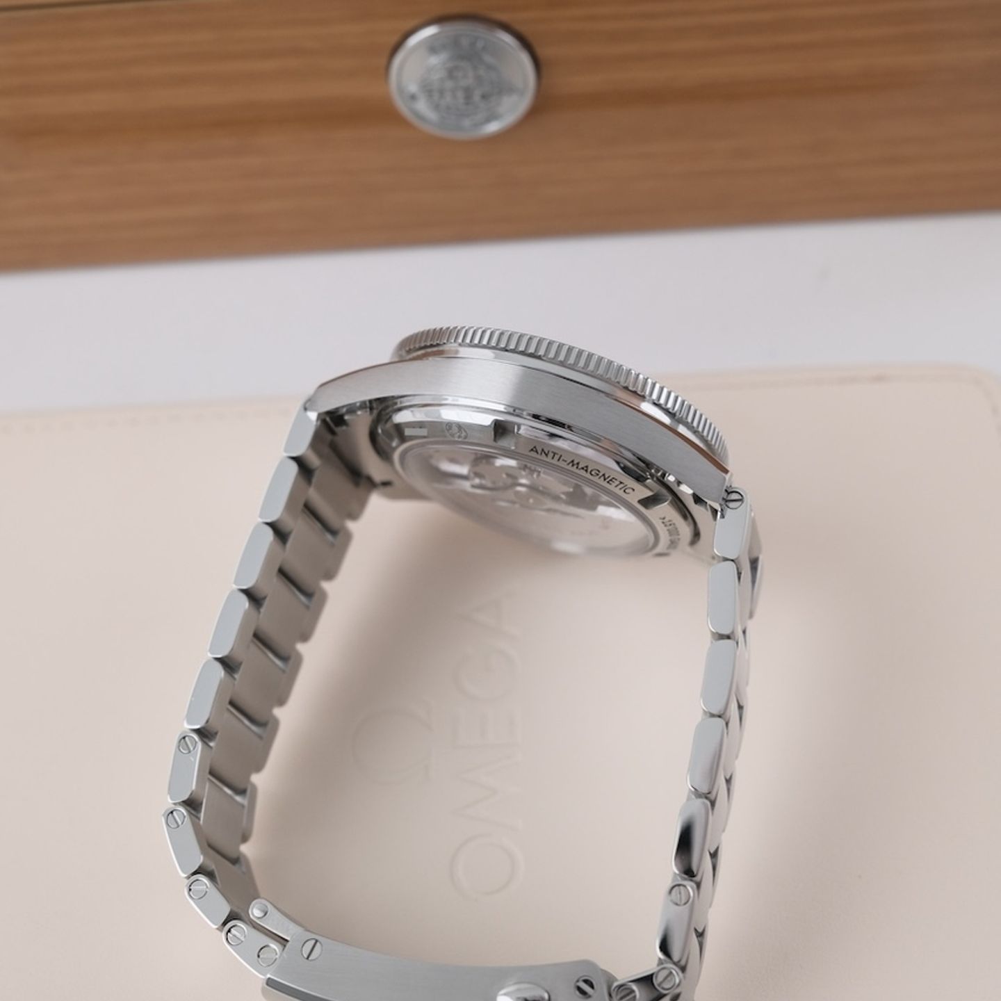 Omega Seamaster 300 233.30.41.21.01.001 - (7/8)