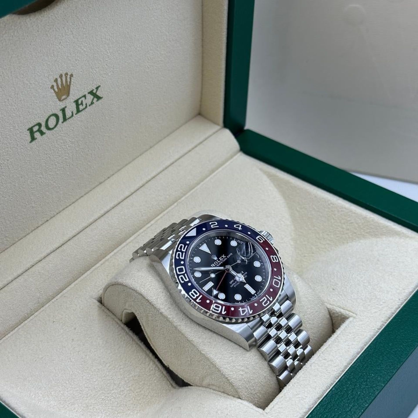 Rolex GMT-Master II 126710BLRO (2025) - 40mm Staal (3/10)