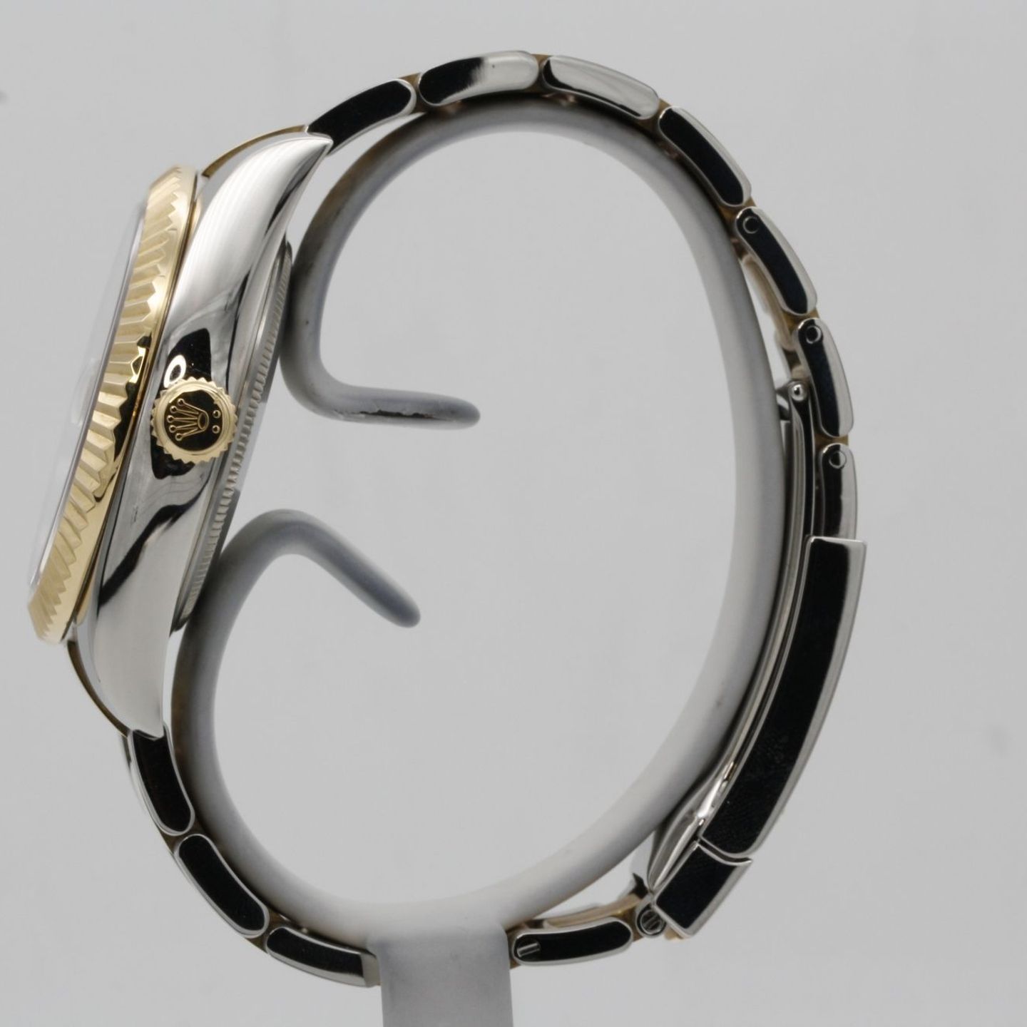 Rolex Sky-Dweller 326933 (2020) - White dial 42 mm Gold/Steel case (3/8)