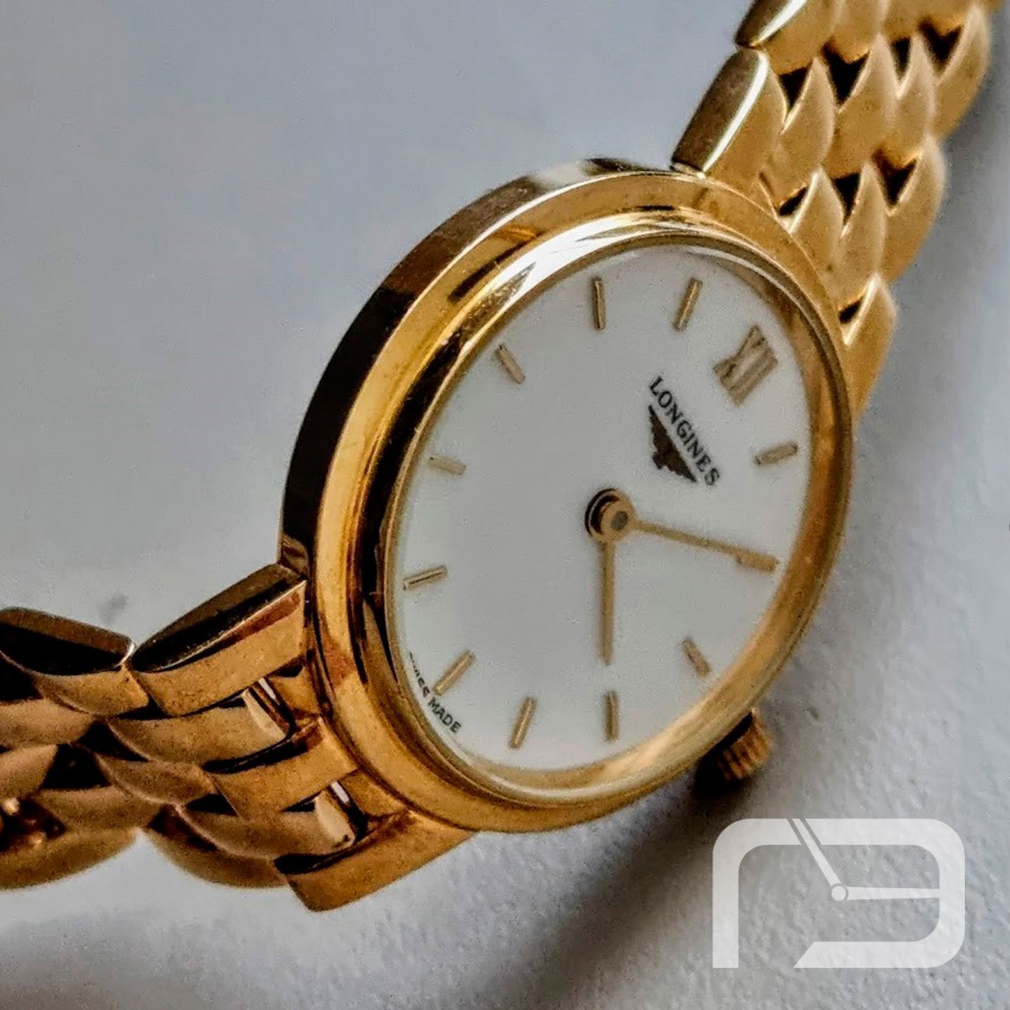 Longines Flagship L4.216.6.22.6 (2024) - White dial 24 mm Yellow Gold case (7/8)