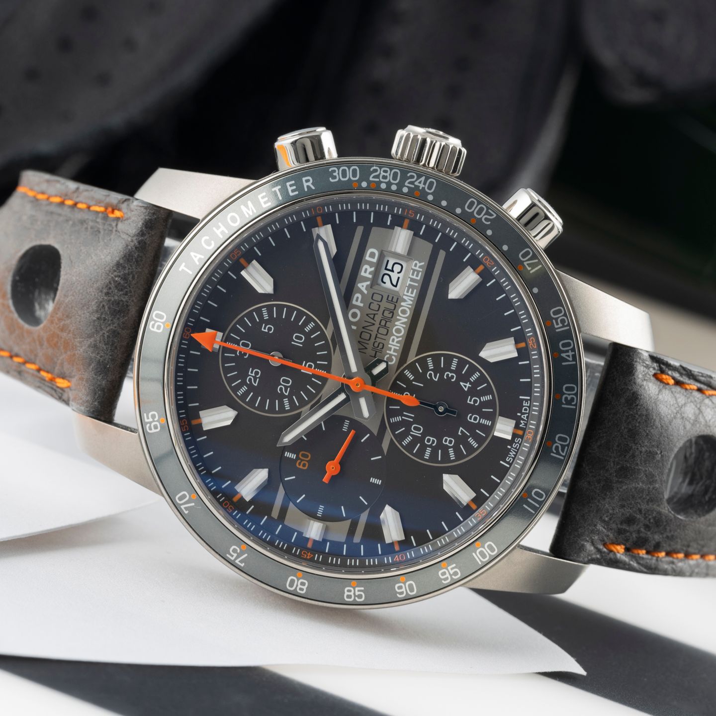 Chopard Grand Prix de Monaco Historique 168992-3032 (2012) - Grey dial 42 mm Titanium case (2/8)