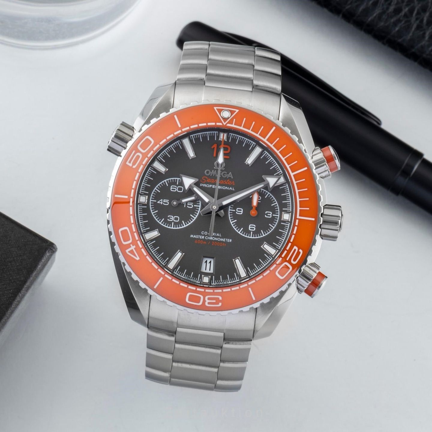 Omega Seamaster Planet Ocean Chronograph 215.30.46.51.99.001 - (3/8)